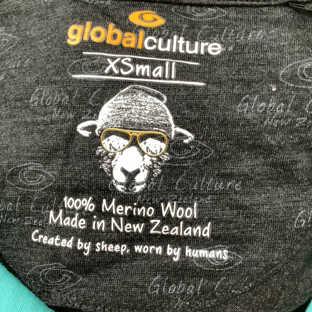 Global Culture Merino Wool Kakapo 1/4 Zip Pullover With Hood New Zealand